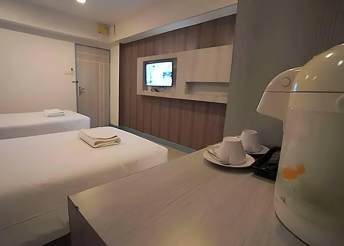 Hotel The Spring 4*